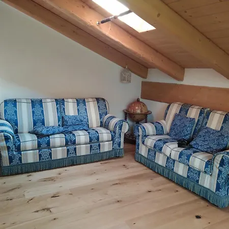 Champvieil Dağ evi *